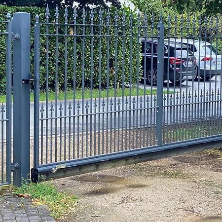 شقة Ohain Crolle Superbe 1